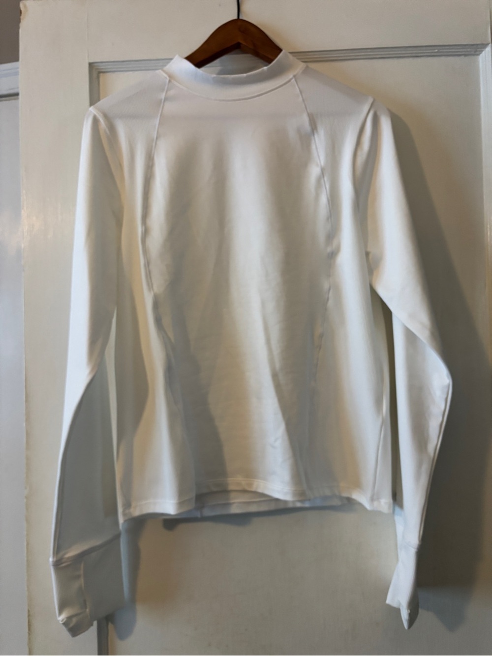 Like New Under Armour Fitted Top